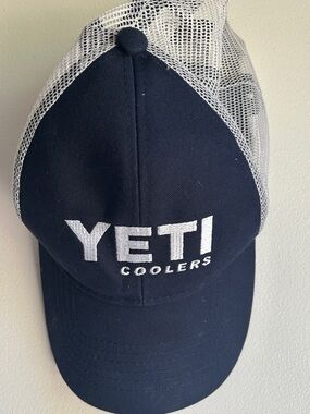 Yeti Navy and White Mesh Trucker Cap